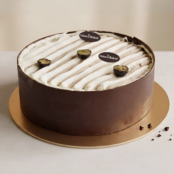 Black Forest Cake from Cakes and Bakes Bakery Dubai, a classic chocolate and cherry cream cake for birthdays and celebrations.