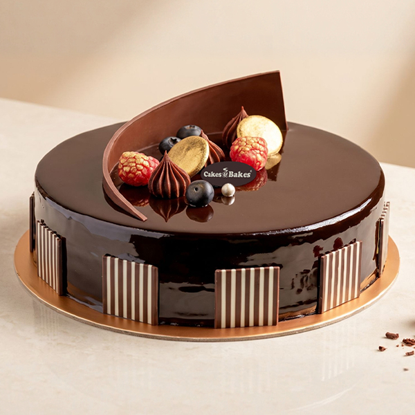 Choco Truffle Cake from Cakes and Bakes Bakery Dubai, a rich chocolate truffle cake for birthdays, celebrations, and chocolate lovers.