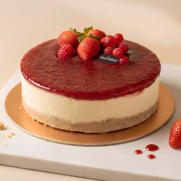 Strawberry Cheesecake from Cakes and Bakes Bakery Dubai, a delicious creamy strawberry-flavored cheesecake for birthdays, celebrations, and special occasions.